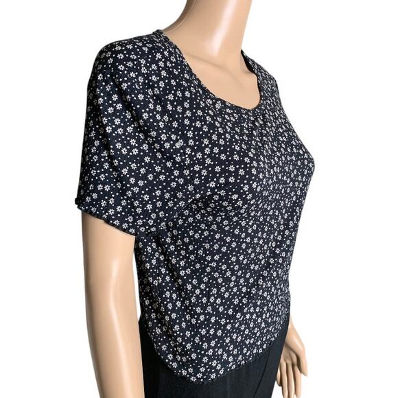 AMERICAN EAGLE Women's Size Large Cropped Top Soft & Sexy Rib Black Floral AOP - Picture 3 of 8